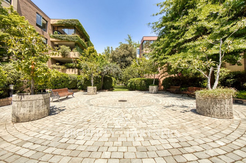 Departamento Con Jardín En Santa María De Manquehu...