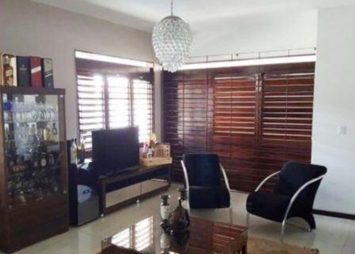 Imagem 5 de 11 de Casa Para Venda - 004329