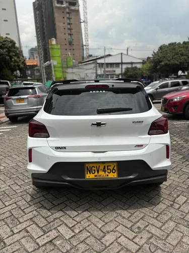 Chevrolet Onix 1.0T Rs Mt