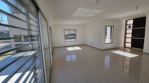 Imagen 12 de 14 de Casa En Altos De Rivera