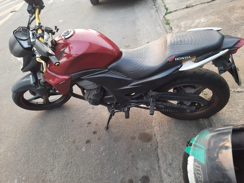 Imagem 5 de 8 de Honda Cb300