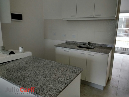 Imagen 2 de 7 de Venta Departamento Dos Ambientes Con Terraza Y Cochera Moron Cod3445