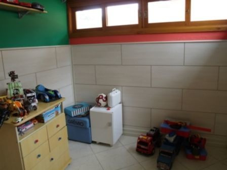 Casa Em Vila Nova Com 3 Dormitórios - Mi8525
