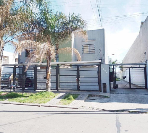 Departamento Dúplex En Venta En Berazategui, G.b.a. Zona Sur, Argentina
