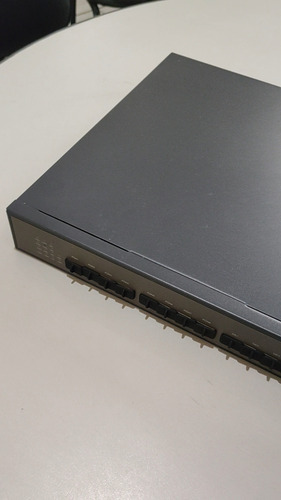 Olt Gpon 8 Portas Tes7008 Tenda Semi-nova Com 1 Gbic C+ (Usado)