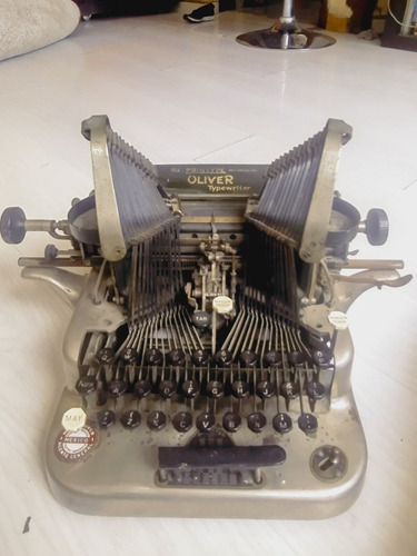 Máquina De Escribir Antigua Retro Vintage Oliver Remington 