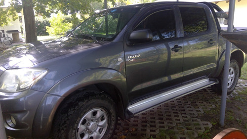 Vendida: Toyota Hilux 4x2 Dx T:diesel Doble Cabina Full (t)