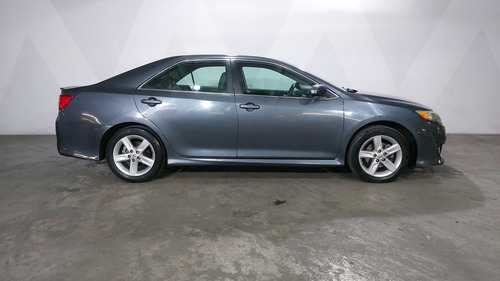 Toyota Camry 3.5 SE V6 6AT