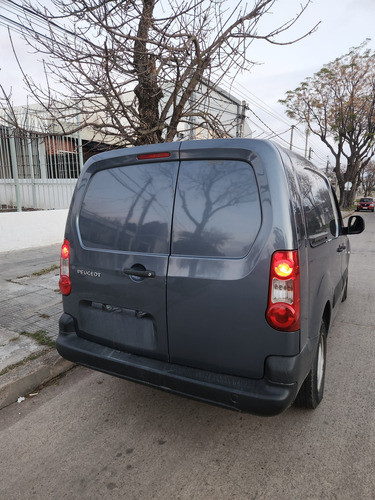 Peugeot Partner B9
