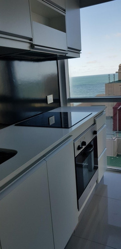 Departamento Seminuevo De 2 Ambientes Con Vista Al Mar