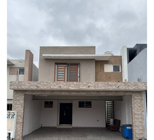 Venta De Casa En Valle La Rioja, En Apodaca, Nuevo León