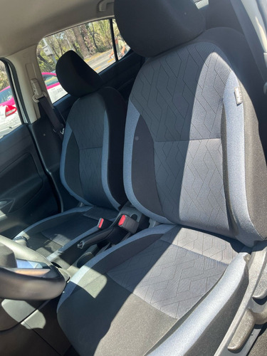 Nissan Versa 1.6 Advance Mt