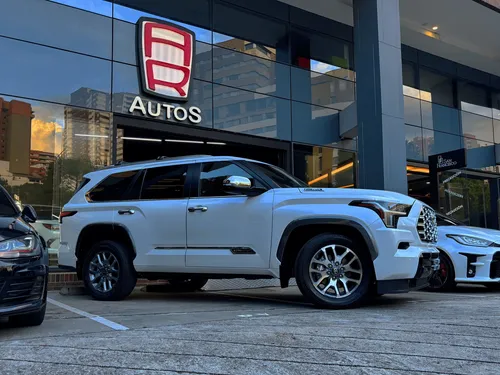 Toyota Sequoia 3.5 V6 1974 Edition 4X4