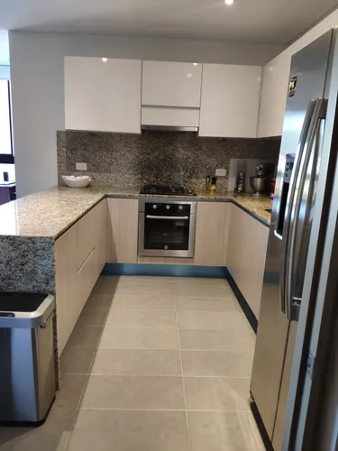 Apartamento En Venta En Puente Largo. Cod V12114