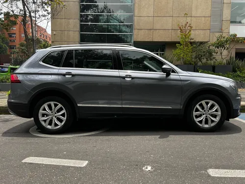 Volkswagen Tiguan Allspace Comfortline 1.4 Tsi