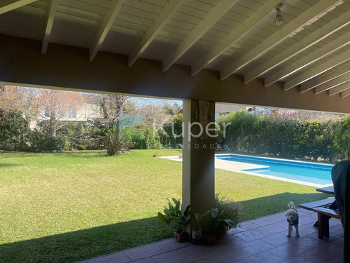 Casa Chalet En Venta En Septiembre, Escobar, G.b.a. Zona Norte