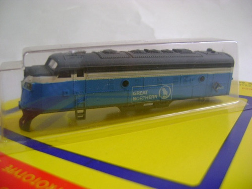 Imagen 4 de 6 de Nico Carroceria Diesel F 9 Item 9664 Bachmann N (len 46)