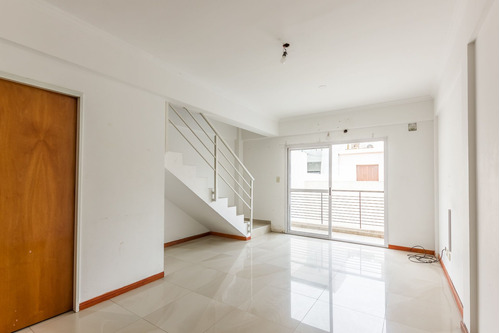 Venta Duplex 3 Amb C/ Patio Y Balcon- Mataderos