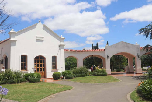 Cementerio Parque Colonial-ituzaingó-facilidades