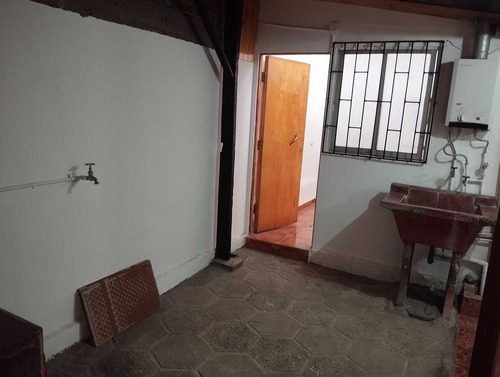 Casa Interior 2 Dormitorios Baño Indep. (29899)