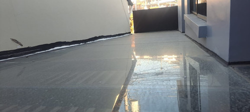 Propiedad Rentable Frente Al Parque San Blas, Tabacundo