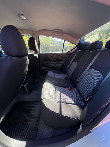 Nissan Versa V-drive Plus