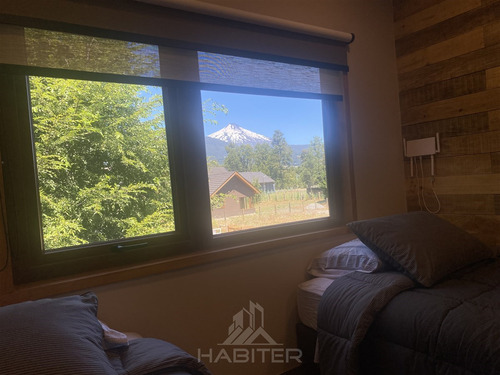 Casa En Venta De 4 Dorm. En Pucón