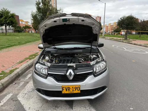 Renault Logan 1.6 Expression / Life +