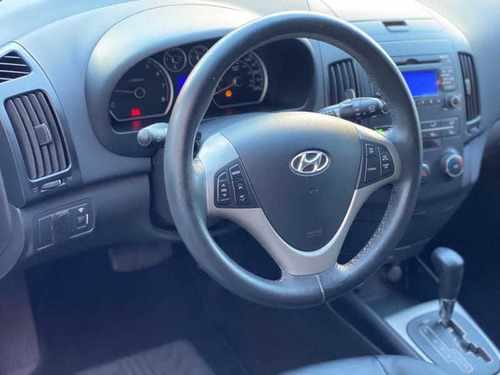 Imagem 9 de 15 de Hyundai I30 Gls 2.0 Mpfi 16v Aut. 2010