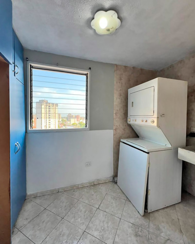Venta Apartamento 90 Mts. Urb. Los Caobos Maracay Aragua