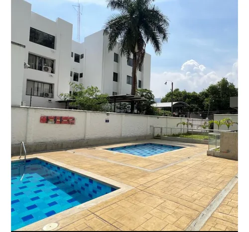 Venta Apartamento De 88mts2 En La Flora, Norte De Cali 10836.