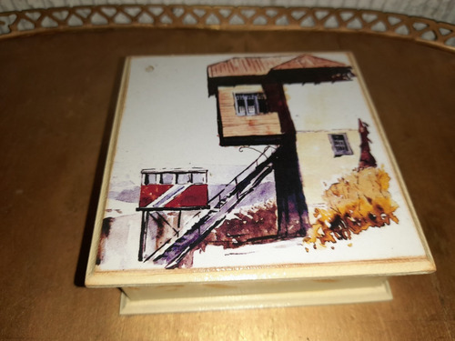 Caja De Madera, Con Lámina Ascensor De Valpo. (Usado)