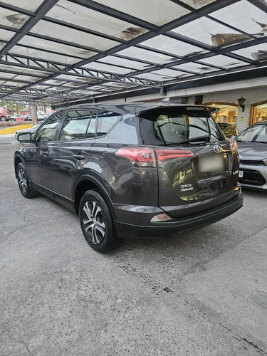 Toyota Rav4 2.0 Advantage Lujo 4x2 Mt 2017