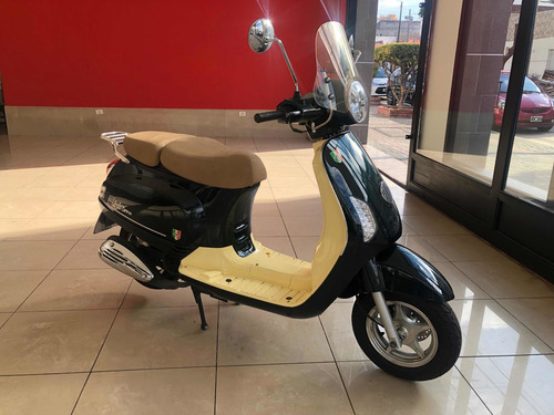 Imagen 1 de 10 de Motomel Strato 150 2018