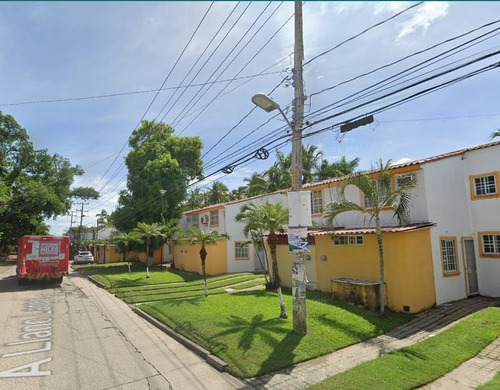 Sk17 Hermosa Casa En Venta, En Excelente Estado Ideal Para Iniciar Tu Patrimonio En La Mejor Zona De Acapulco Llano Largo, Pago Accesible En 2 Exhibiciones, Solo Recursos Propios. No Infonavit