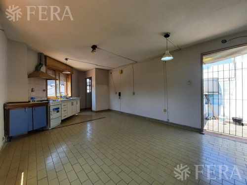 Venta Ph 2 Ambientes Con Patio En Ciudadela
