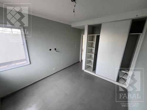 Casa Venta Rincón Lindo, Cipolletti, 3 Dormitorios, 2 Baños, Cochera Y Jardín (apto Crédito)