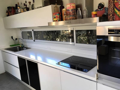 Imagen 20 de 25 de Exclusiva Casa-quinta Con Pileta - Gran Parque - 3 Amb!! Barrio 4 Robles