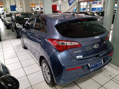 Imagem 4 de 10 de Hyundai Hb20 1.0 Comfort 12v Flex 4p Manual
