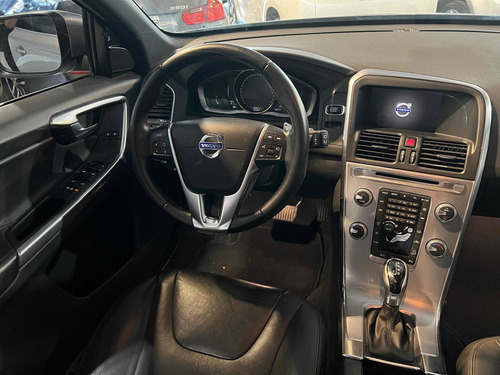 Imagen 7 de 7 de Volvo Xc60 2018 2.5 T5 Inscription