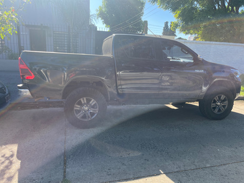 Toyota Hilux 2.8 Cd Srv 177cv 4x2