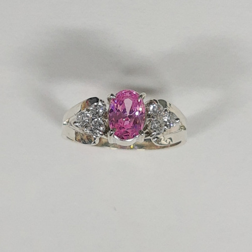 Hermoso Anillo En Plata Ley 9.25 Con Un Circón Redondo Rosa