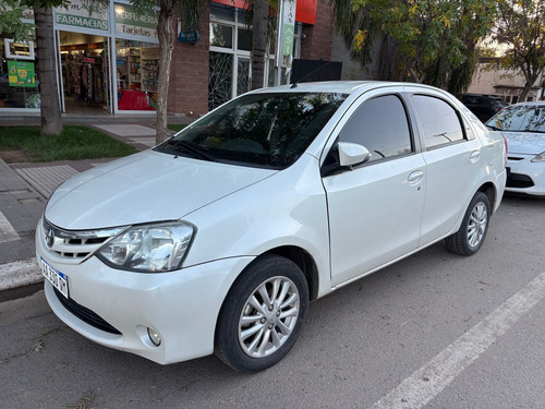 Toyota Etios 1.5 Xls