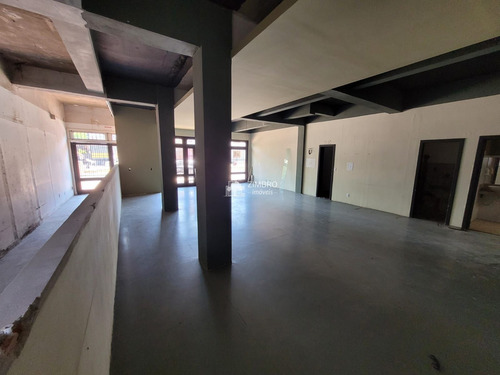 Imagem 5 de 30 de Prédio Comercial Com Loja Terrea + Apto 6 Dormitórios Na Avenida Angelo Bolson Em Sm - 3487