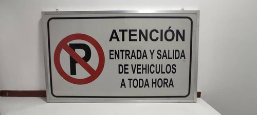 Aviso No Estacionar Vehiculos