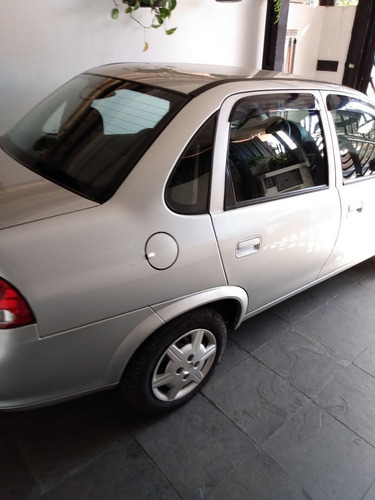 Imagem 8 de 13 de Chevrolet Corsa Classic Ls
