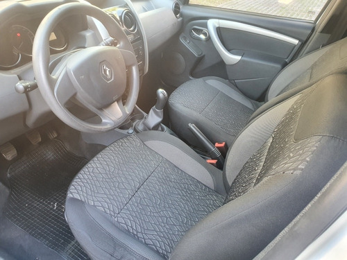 Imagen 7 de 10 de Renault Duster 2018 1.6 Ph2 4x2 Expression
