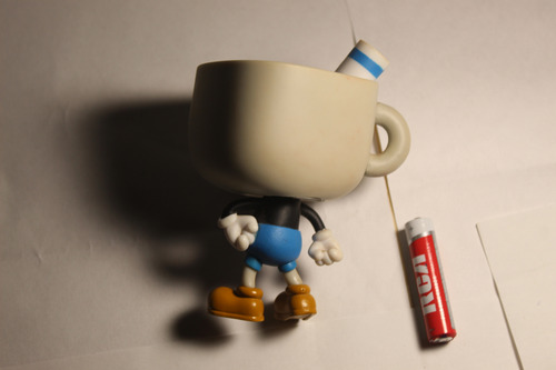 Figura Lose Funko Pop Mugman Pop Games Vinyl (Usado)