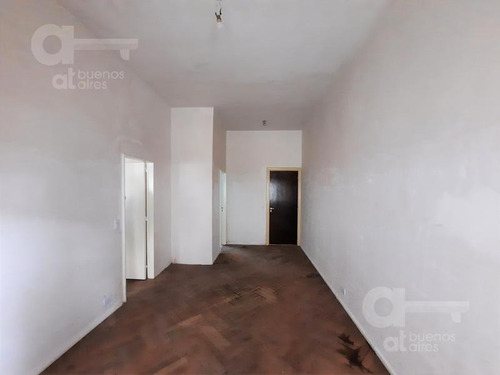 Imagen 3 de 11 de Departamento De 2 Ambientes De 43 M2 En Perú Al 900 San Telmo