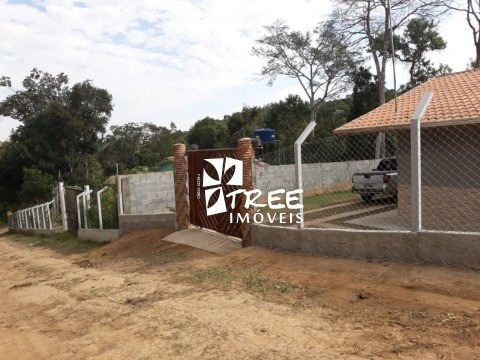 Imagem 17 de 30 de Venda Excelente Chacara A/t 2500m² A/c 145m² 30x80, Com 3 Dormitórios Sendo 1 Suíte, Banheiro, Cozinha Americana, Lavanderia Conjugada Com Churrasquei - Ch00082 - 34080165